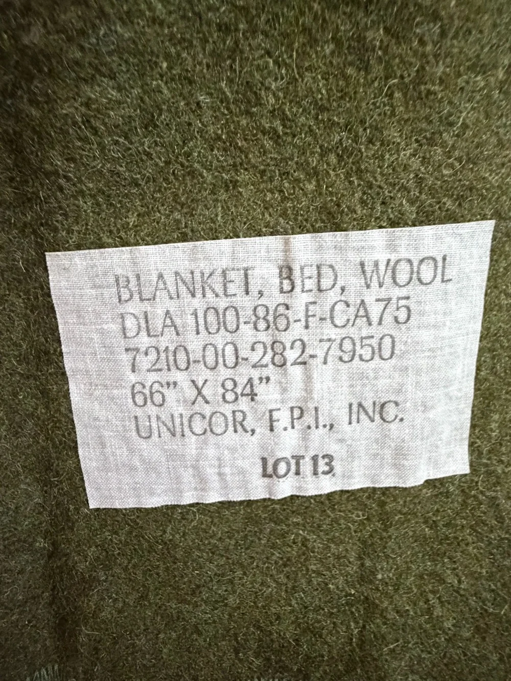 Like new Vintage US Wool Bed Blanket Military Issue No Flaws